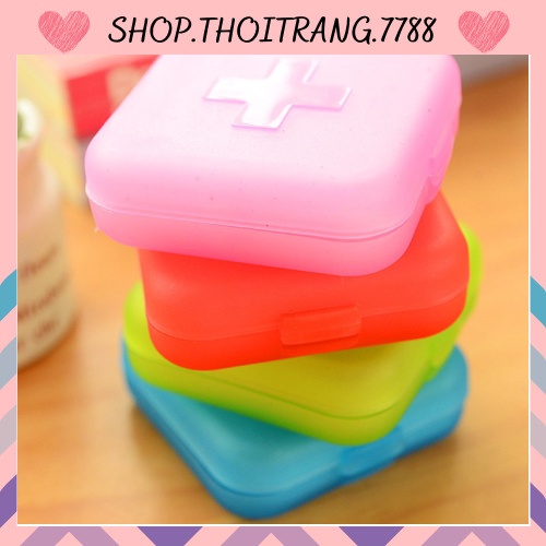 Hộp Đựng Thuốc 4 Ngăn Tiện Lợi Khi Đi Du Lịch 1617