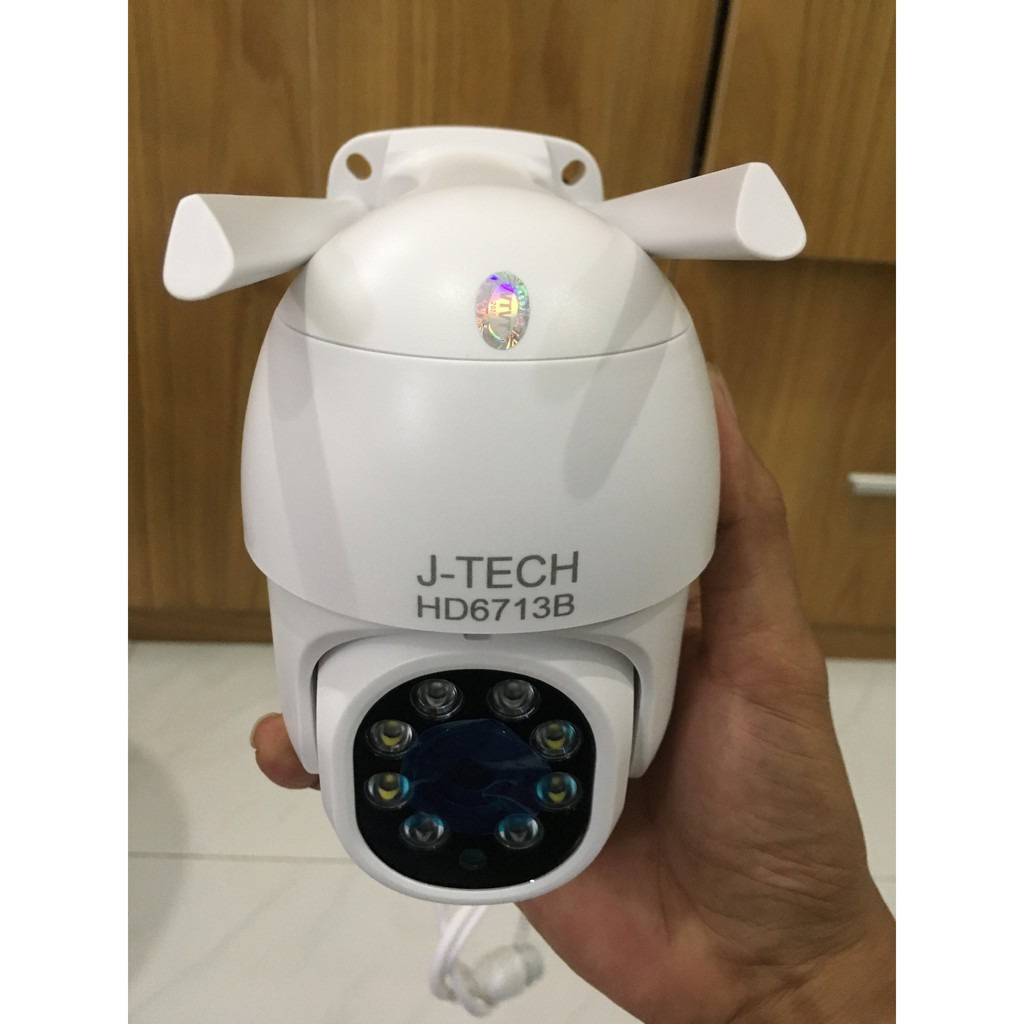 CAMERA WIFI IP J-TECH HD6713B (2MP, XOAY, SMART LIGHT)