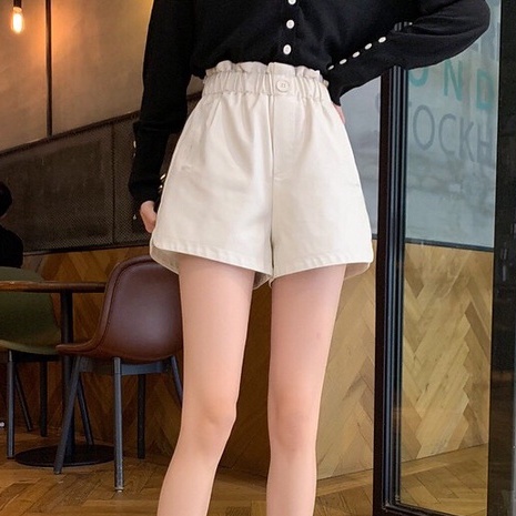 Quần Short Da Nữ Cạp Bèo Đính Cúc, Quần Đùi Dáng Rông Màu Siêu Xinh | BigBuy360 - bigbuy360.vn