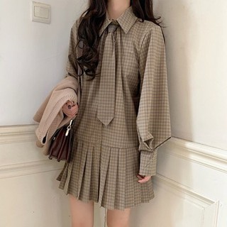 Set váy kẻ kèm cà vạt + áo gile len