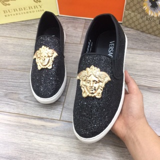 Giày kim tuyến đính đá