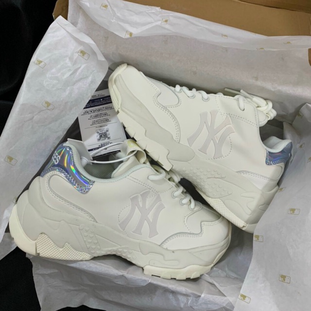 Giày thể thao ny trắng cao cấp