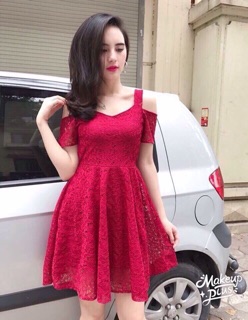 Đầm xoè ren rớt vai