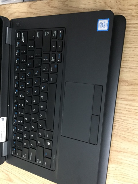 Dell Utrabook E5270 - i5 genk6 / màn cảm ứng Full HD / like new | BigBuy360 - bigbuy360.vn