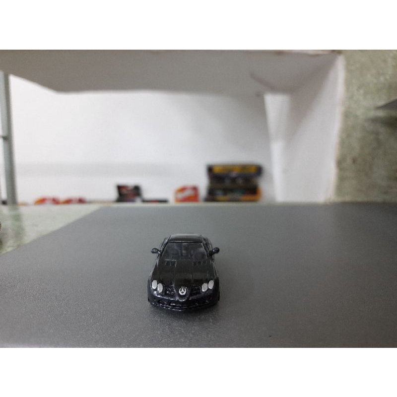 Mô hình tỉ lệ 1:64 - Mercedes Benz slr