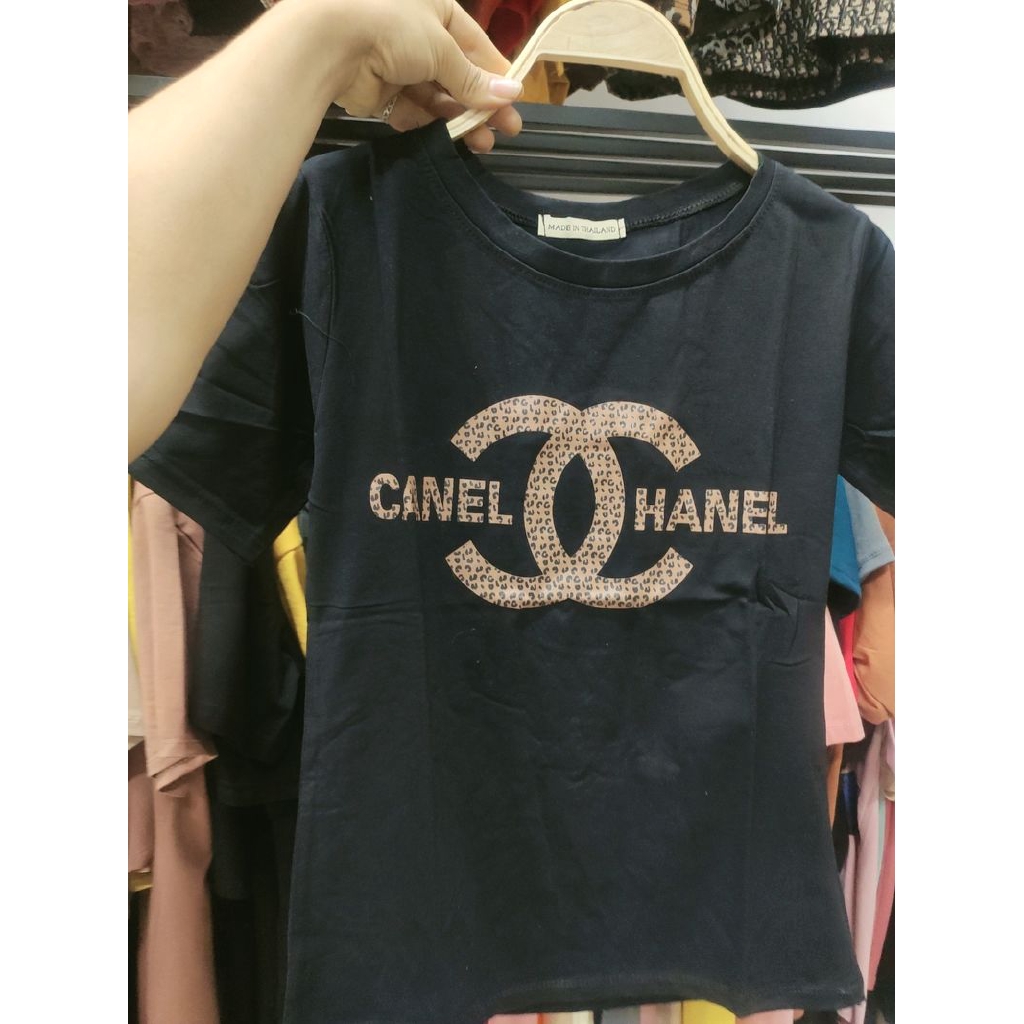 áo phông cổ tròn in chữ ( Chỉ Bán Màu Đen )