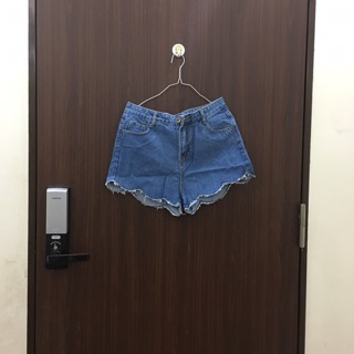 Quần sóc bò lẻ size xả sốc