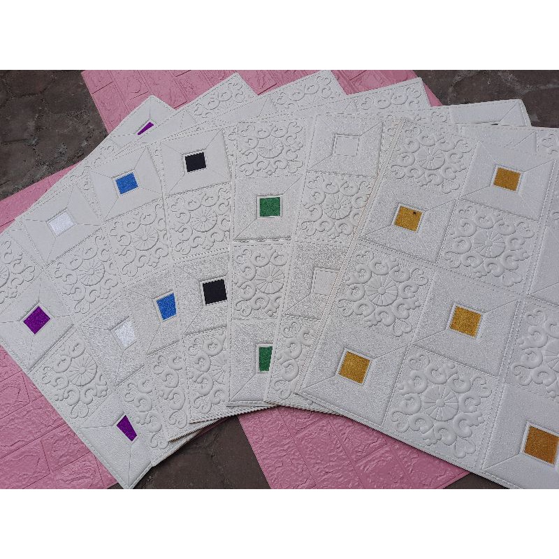 Xốp dán tường hoa văn 3D khổ lớn 70x70cm sẵn keo dày 4mm | BigBuy360 - bigbuy360.vn