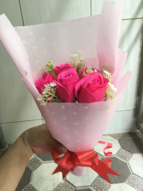 Bông hồng sáp bó