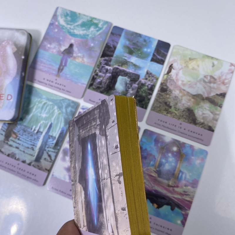 Hộp Sắt Đựng Thẻ Bài Tarot Phiên Bản Bí Ẩn Dành Cho Gia Đình