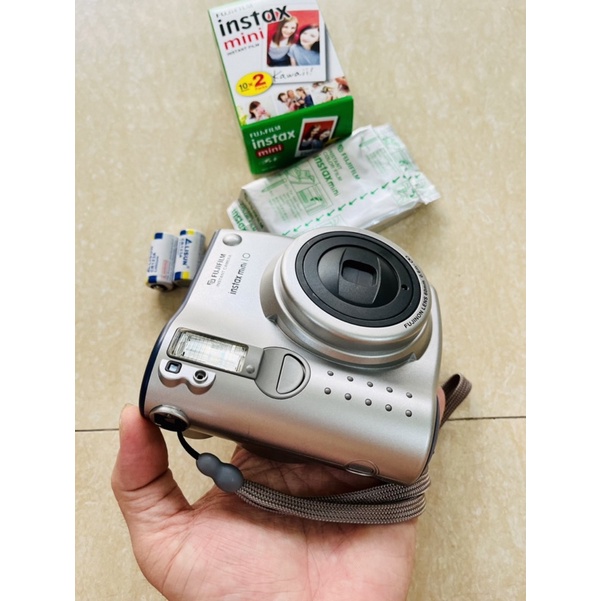 Máy chụp ảnh lấy liền Fujifilm Instax Mini 10 tặng kèm pin và 1 hộp film 10 tấm