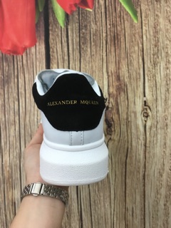 Giày thể thao MC Queen gót đen