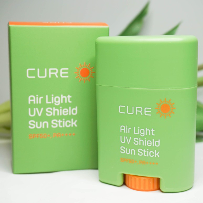 Kem chống nắng dạng thỏi Cure Air Light UV Shield Sunstick SPF50+ PA++++ 20g