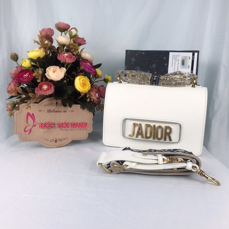 Túi xách Dior Jacki màu trắng size 25cm