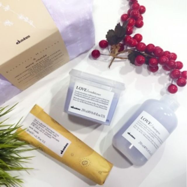 BỘ GỘI XẢ LOVE DAVINES CHUYÊN DÙNG CHO TÓC SƠ RỐI TRỞ NÊN MỀM MƯỢT  [Chính hãng]