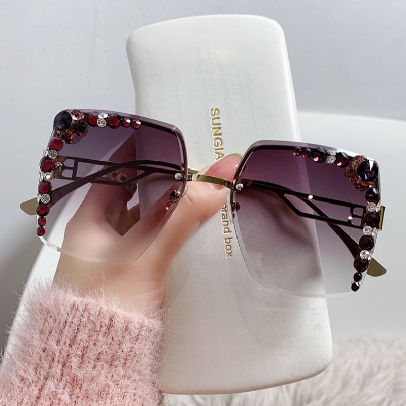 Kính Râm Oversized Không Gọng Đính Kim Cương Giả Tinh Tế Cho Nữ