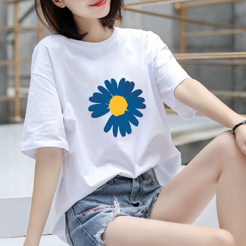 Áo Phông Ulzzang Nữ Ngắn Tay Dễ Thương Mặc Đi Chơi In Hoa Cúc Xanh Chất Liệu Su Cotton Mịn Mát, Mềm Mại Không Xù Nhăn