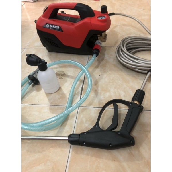 Máy rửa xe cao áp YAMAHA công suất 2800W - Có áp chống giật - Chống chá - Bảo hành 24 tháng