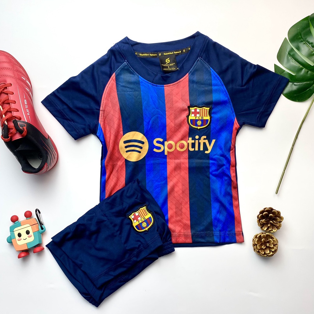 Bộ quần áo đá bóng BARCELONA cho trẻ từ 10kg đến 45kg SV02- ViKi Sport