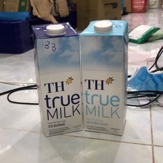 Sữa tươi tiệt trùng TH true milk 1 lít (hộp giấy)
