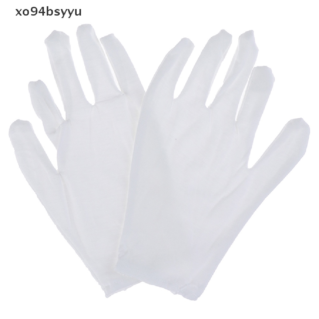 Đôi găng tay cotton màu trắng dành cho spa kiểm tra thoa kem