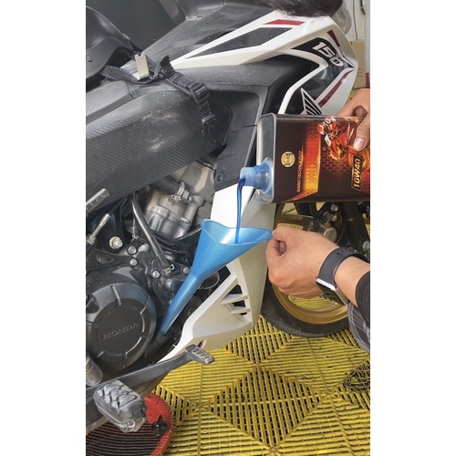 Nhớt Sprayking Moto 10w40 1.1Lít full tổng hợp dành cho xe máy