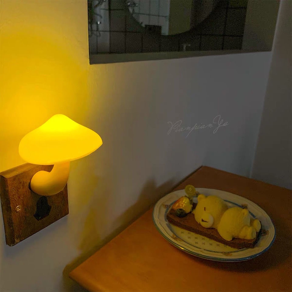 Đèn ngủ hình cây nấm nhỏ cảm biến ánh sáng