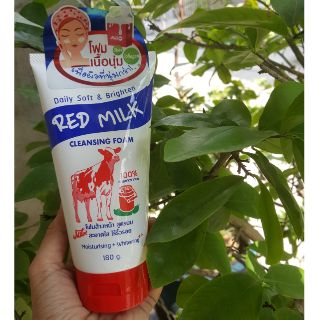 . Sữa rửa mặt trắng da Red Milk bổ sung thêm Co-Enzyme Q10 làm da trắng sáng và chống lão hóa 180g
