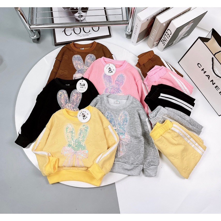 Bộ nỉ da cá bé gái nơ tai thỏ hình dập nổi cao cấp XHN1087