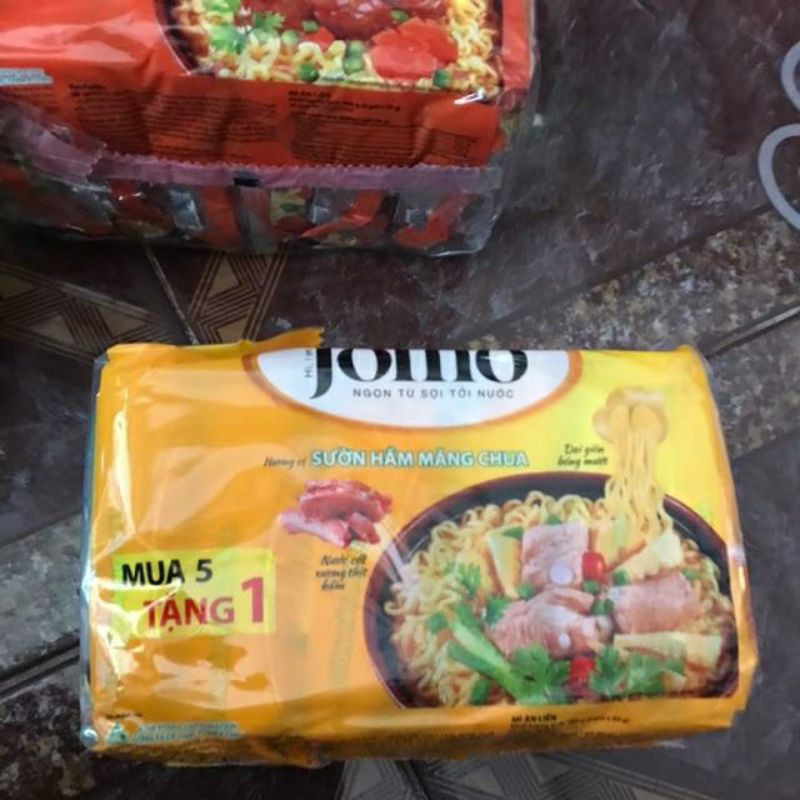 lẻ 1 gói mì khoai tây jomo vị sườn hầm măng chua 80g