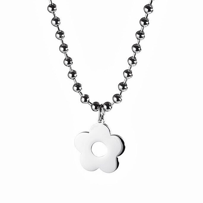 Dây chuyền hoa vui nhộn ngọt ngào dành cho nữ