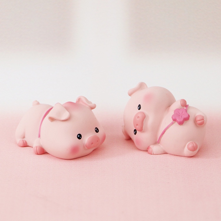 4 chú heo nhỏ trang trí taplo xe ô tô đeo túi hồng xinh xắn