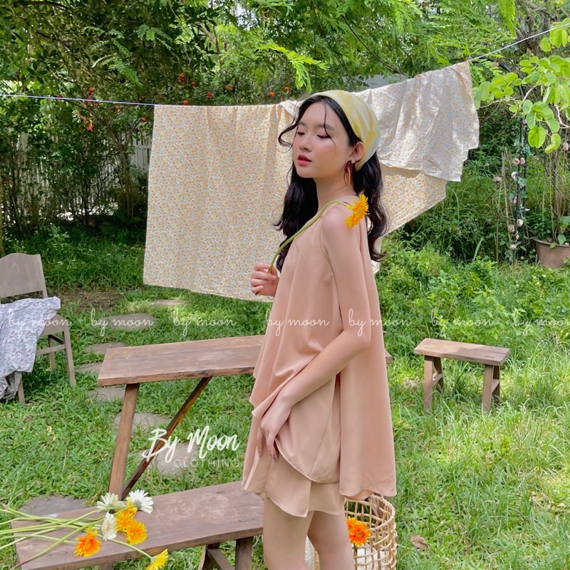 Áo yếm quần váy tà rộng freesize - set 2 món áo váy yếm thời trang nữ thiết kế BY MOON SB001 | BigBuy360 - bigbuy360.vn