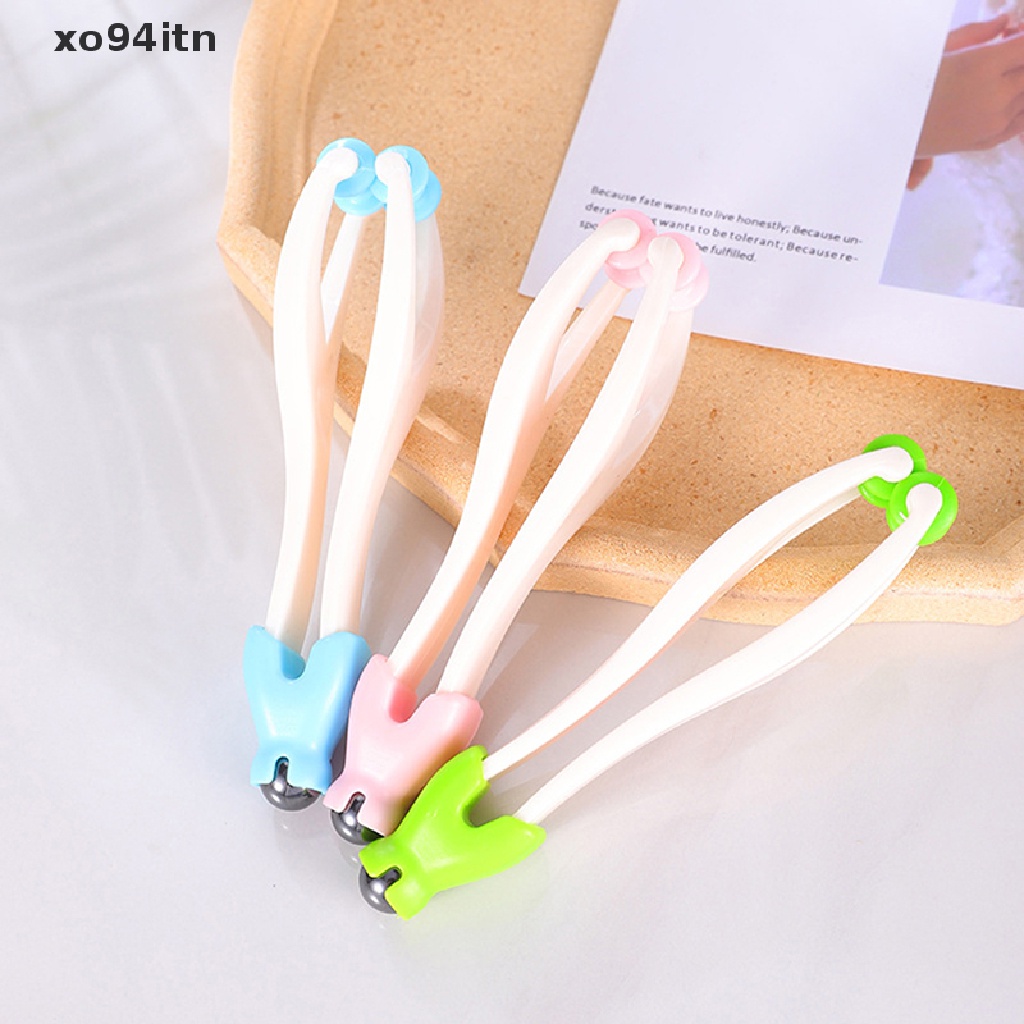[Hàng mới về] Cây lăn mát xa ngón tay bằng nhựa hai đầu tiện dụng