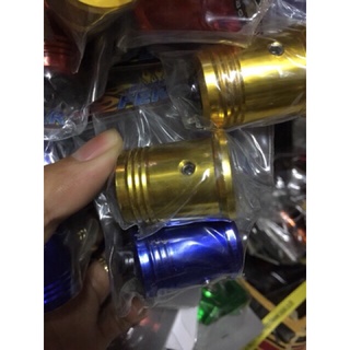 Chụp giò đạp xe máy nhôm.