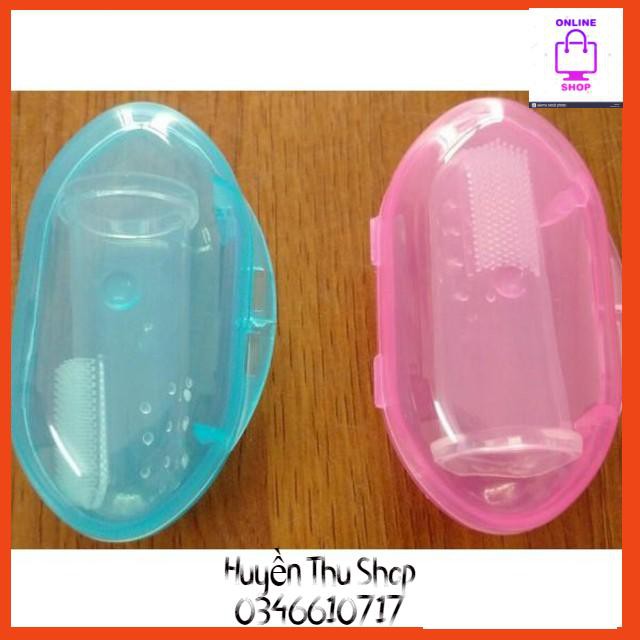Rơ lưỡi silicon cho bé yêu