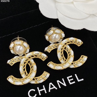 【 Withbox 】 Đồ Trang Sức Bông Tai Bằng Da Hai Chữ C Màu Trắng Vàng Thời Trang Cá Tính Mới Phổ Biến Dành Cho Bạn Nữ