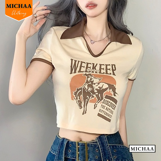 Áo Croptop Ôm Body Nữ WEEKEEP Cổ Bẻ Xẻ V Tay Ngắn, Áo Thun Croptop Kiểu In Họa Tiết - MICHAA CR83