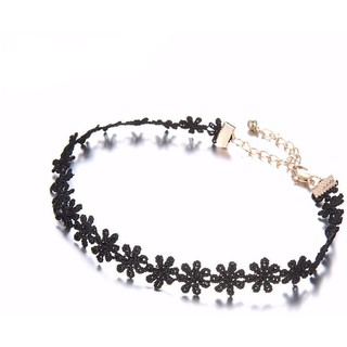 chocker cá tính