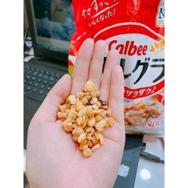 Ngũ cốc Calbee Nhật Bản 800g