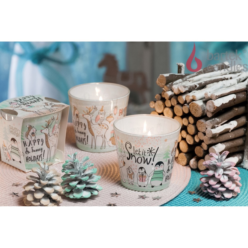 Ly nến thơm Bartek Candles BAT1453 Christmas Merry & Bright 115g (Hương tuyết, gỗ thông)