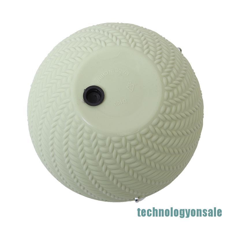 Chậu hoa treo trang trí ban công xinh xắn