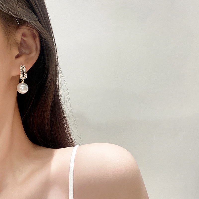 Bông Tai Nữ Dáng Ngắn Gắn Ngọc trai Nhân tạo Tinh Tế LILY V3.19