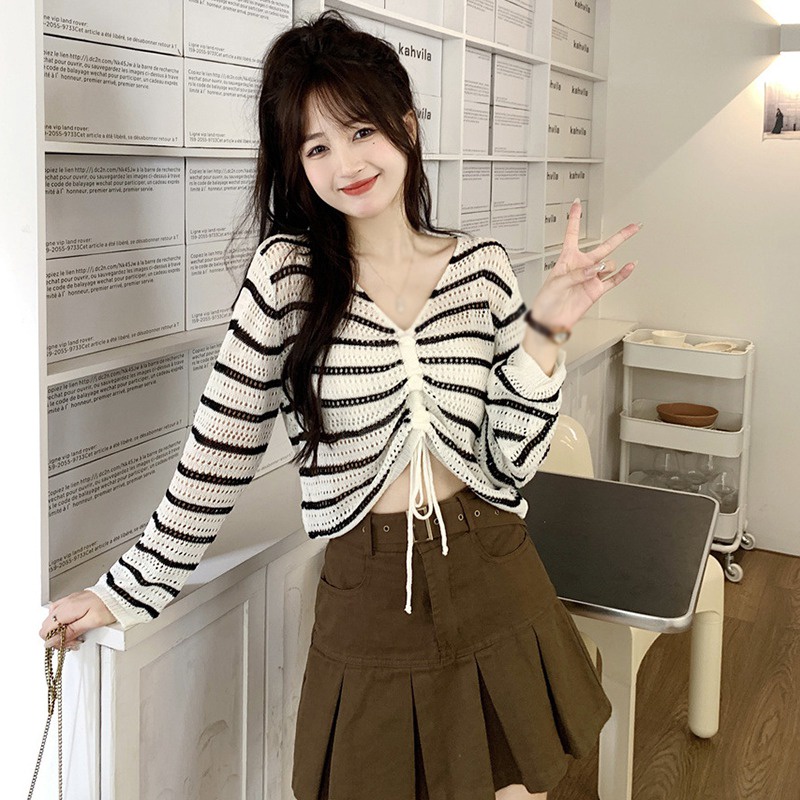 Áo Sơ Mi Tay Dài Cổ Chữ V Chống Nắng Phối Dây Rút Họa Tiết Kẻ Sọc Phong Cách Hàn Quốc