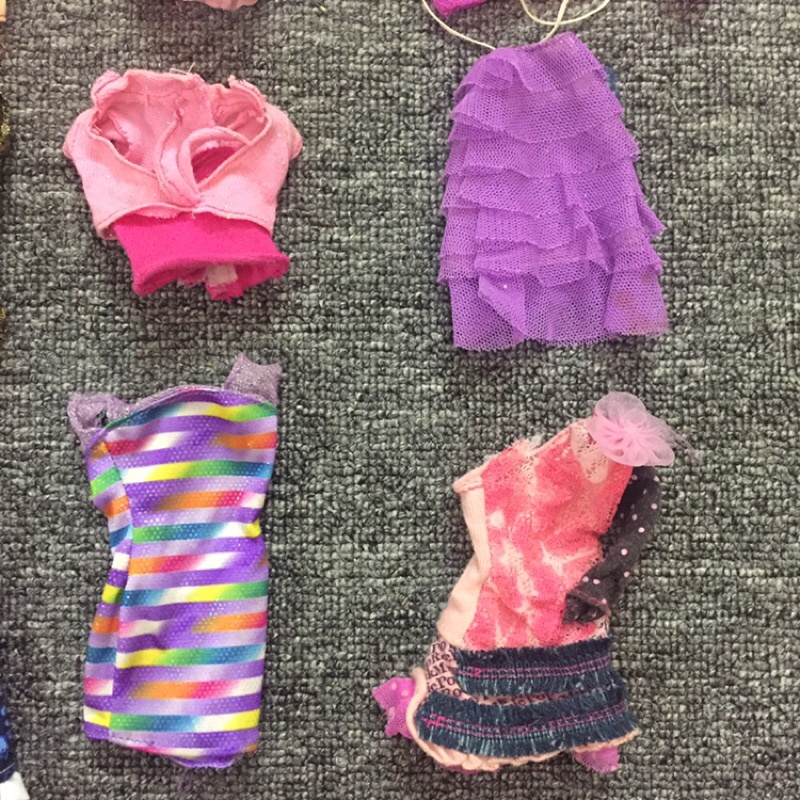 QAA2-Quần áo đầm dành cho búp bê barbie đã qua sử dụng