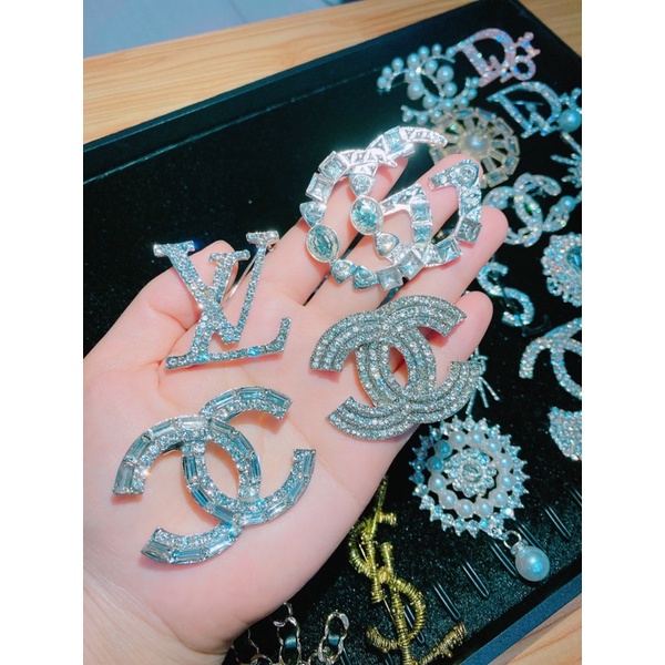 Cài áo (ib shop chọn mẫu )