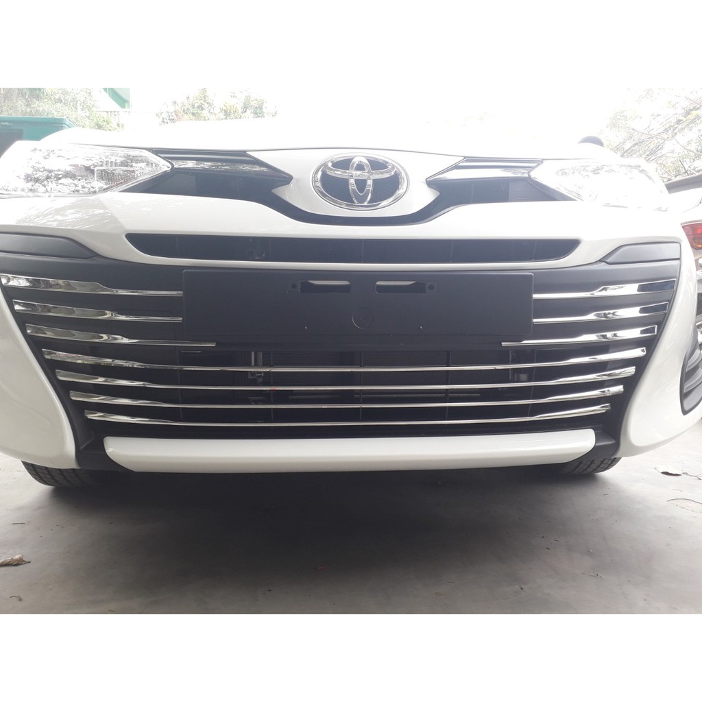 Bộ mặt ca lăng xe Toyota Vios 2019