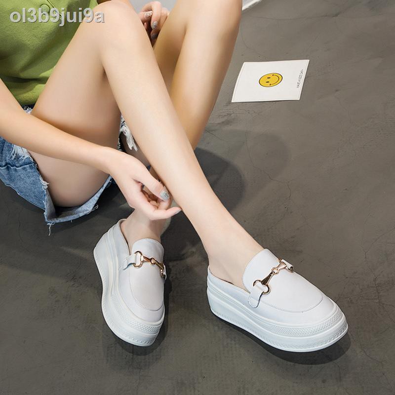 ✘☎Baotou nửa dép nữ 2021 mùa hè mới phong cách Hàn Quốc giày trắng đế dày thoáng khí thường bánh xốp với lười
