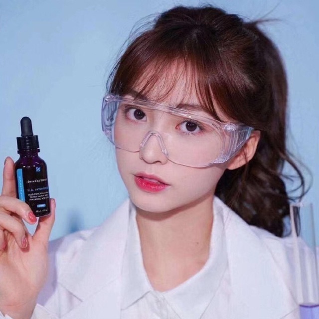 Kính bảo hộ trắng trong an toàn tuyệt đối có khe thoáng khí TMSKYGLASSES