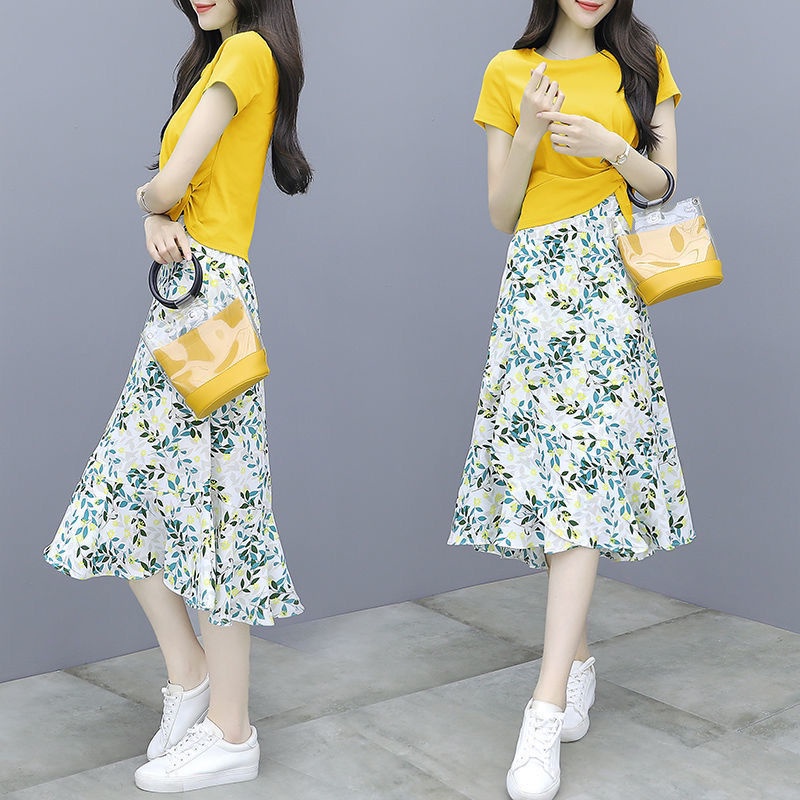 Set Áo Thun Ngắn Tay Và Đầm Dài In Hoa Phong Cách Mới Của Nữ Tính N328